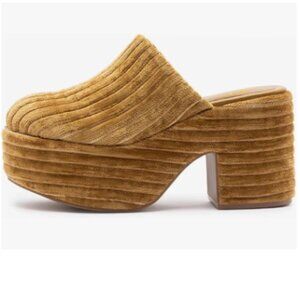 Pazzion Goldenrod Comfy Platform Rounded Toe Clogs Slip On Chunky Heel Mules